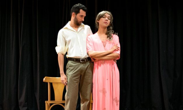 Comedy play about love and marriage at Brasília Shopping