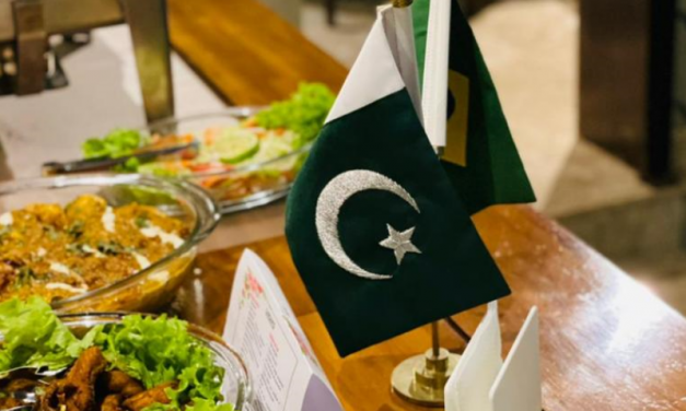 Pakistani Defense Attaché promotes Iftar Meal