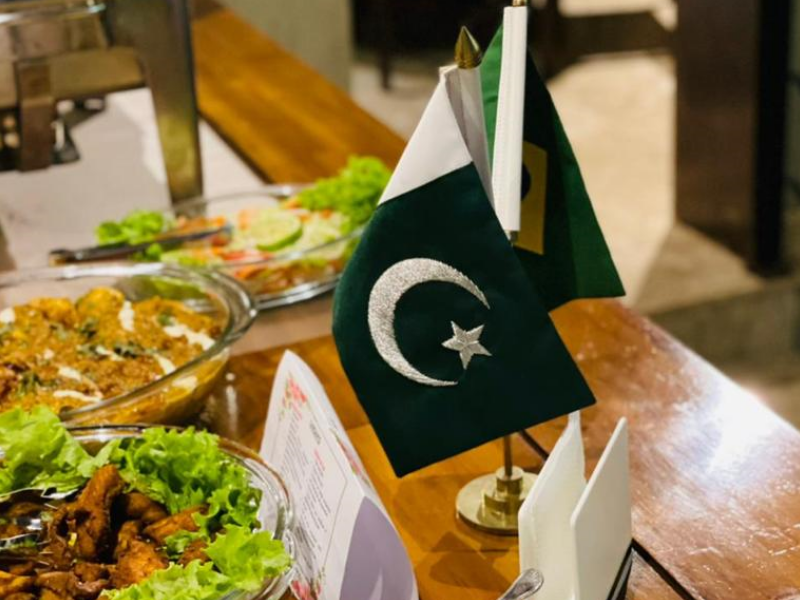 Pakistani Defense Attaché promotes Iftar Meal