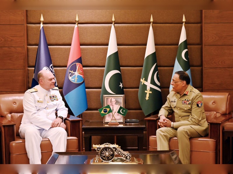 Brazilian Admiral André Luiz Silva Lima de Santana visits Pakistan and increases cooperation between the two countries