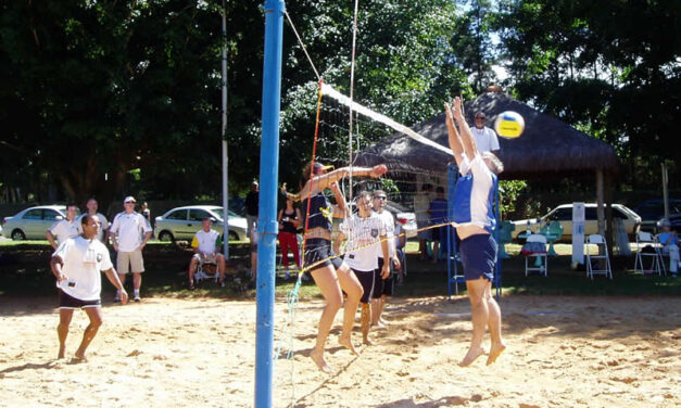 THE GUIDE AMATEUR BEACH VOLLEYBALL TOURNAMENT