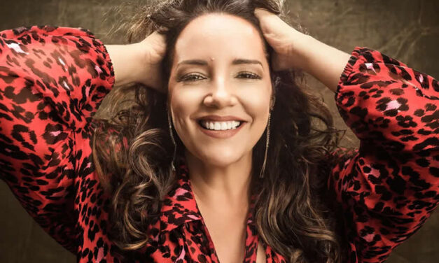 Singer Ana Carolina celebrates 25 years of her career with the show ’25 Anas’